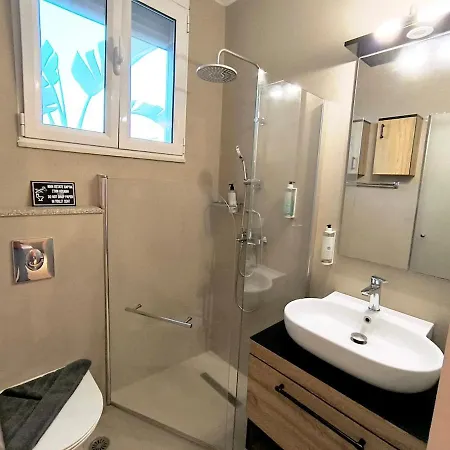 Appartamento Celeste Sea View With Jacuzzi And Bbq