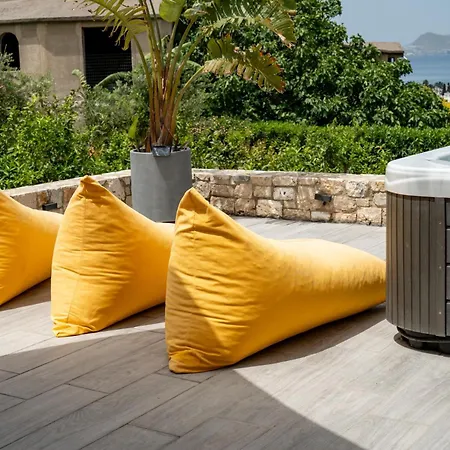 شقة Celeste Sea View With Jacuzzi And Bbq بساليدي