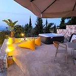 Apartman Celeste Sea View With Jacuzzi And Bbq Pszalídi