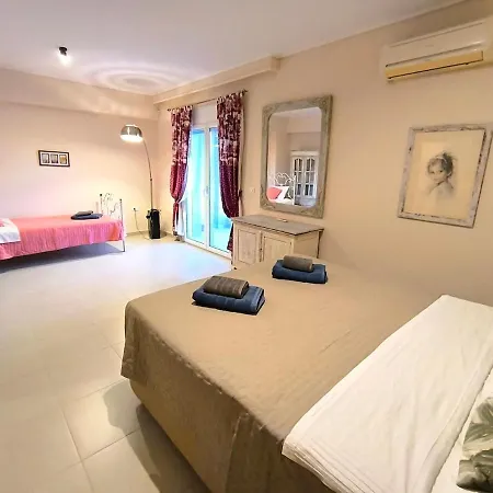 Celeste Sea View With Jacuzzi&bbq Apartament *