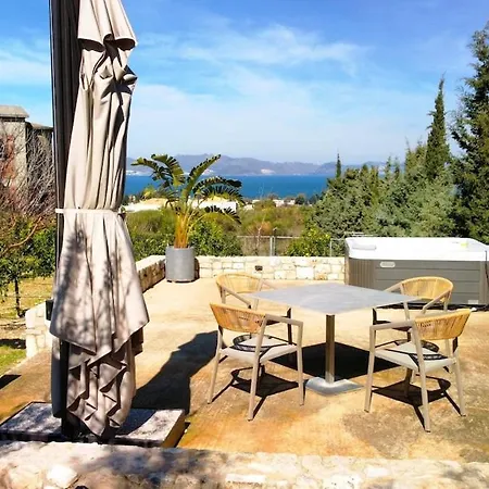 Celeste Sea View With Jacuzzi And Bbq Apartament
