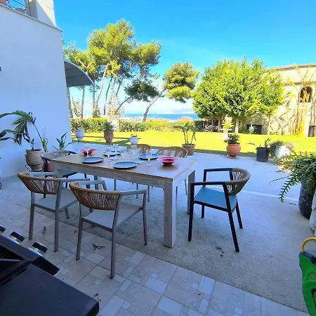 Celeste Sea View With Jacuzzi And Bbq 아파트