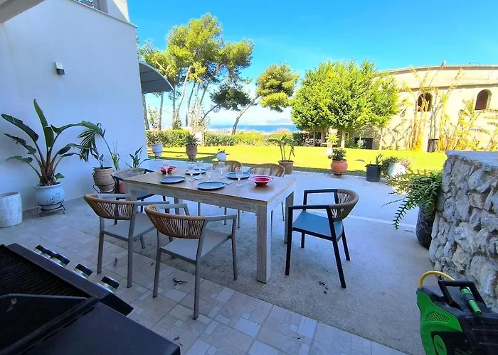 Celeste Sea View With Jacuzzi And Bbq Lägenhet